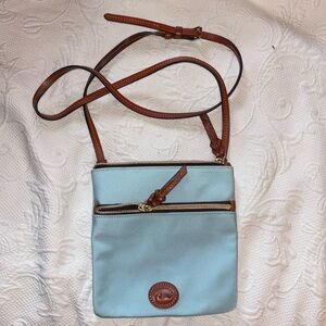 Dooney & Bourke Cross Body Bag
